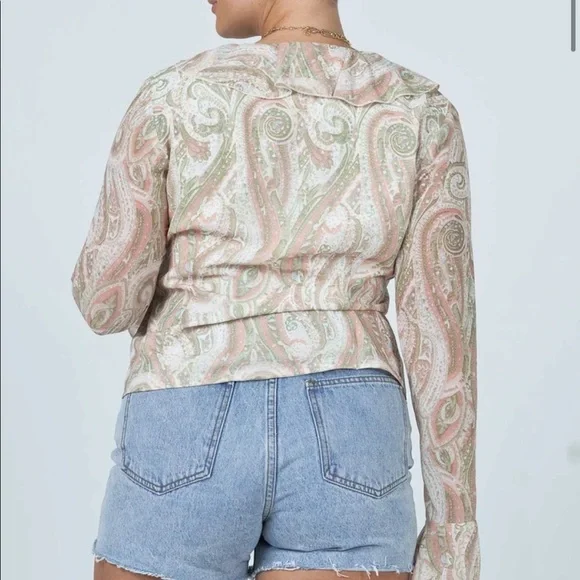 Boho paisley top 💫 - Picture 3 of 5